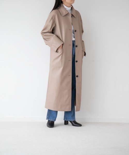 yuw（ユウ）の「ECO LEATHER COAT　229598（ピーコート・レディース・ブラック/ベージュ・FREE）」の19枚目の写真