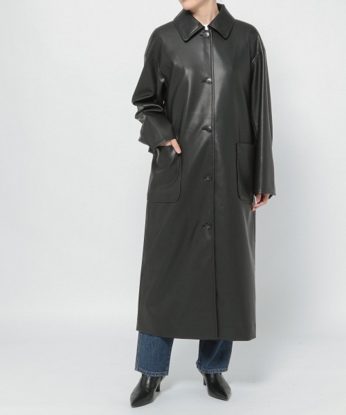 yuw（ユウ）の「ECO LEATHER COAT　229598（ピーコート・レディース・ブラック/ベージュ・FREE）」の9枚目の写真