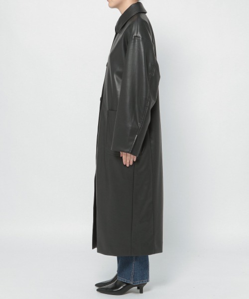 yuw（ユウ）の「ECO LEATHER COAT　229598（ピーコート・レディース・ブラック/ベージュ・FREE）」の20枚目の写真