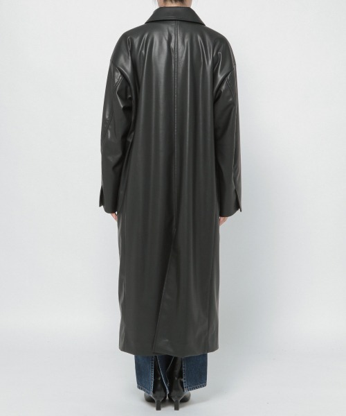 yuw（ユウ）の「ECO LEATHER COAT　229598（ピーコート・レディース・ブラック/ベージュ・FREE）」の12枚目の写真