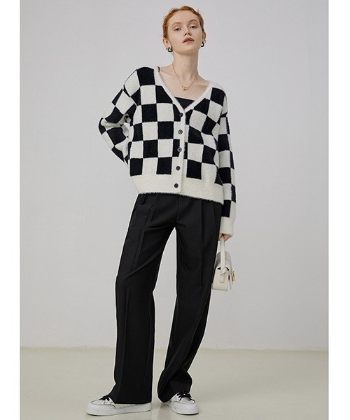 Fano Studios（ファノ ストゥディオズ）の「【Fano Studios】Folded asymmetry waist suit trousers FQ21K029（スラックス・レディース・ブラック/モスグリーン・S/M/L）」の18枚目の写真