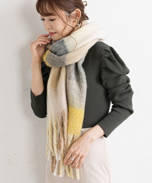 prose verse（プロズヴェール）の「チェック柄フリンジマフラー（マフラー・レディース・グリーン/イエロー/パープル・ﾌﾘ-）」の3枚目の写真
