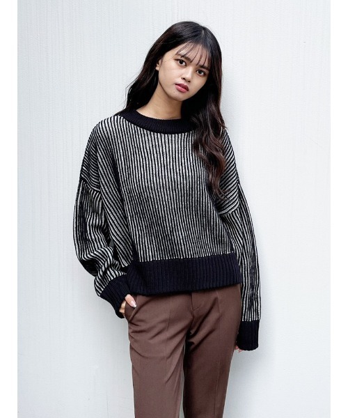 ENVYM（アンビー）の「バイカラーリブニットＰＯ（ニット/セーター・レディース・ブラック/グリーン/Moca・FREE）」の2枚目の写真