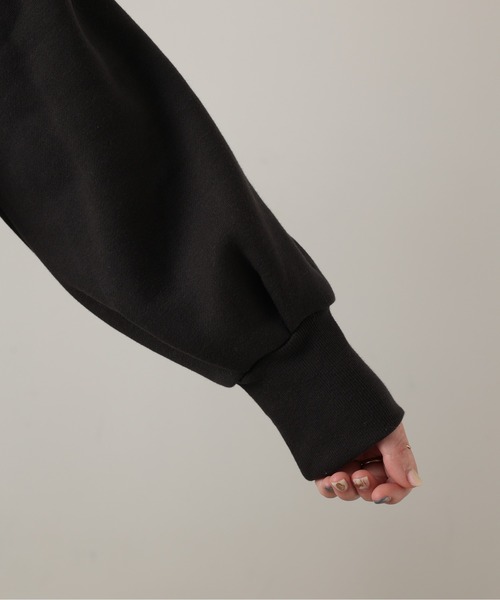 natural couture（ナチュラルクチュール）の「オープンネック裏起毛パーカー（パーカー・レディース・ブラウン/アイボリー/ミント/スミクロ/グレイッシュベージュ・FREE）」の14枚目の写真