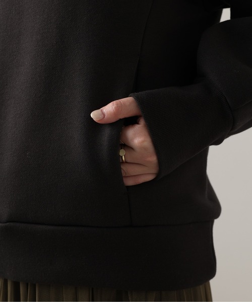 natural couture（ナチュラルクチュール）の「オープンネック裏起毛パーカー（パーカー・レディース・ブラウン/アイボリー/ミント/スミクロ/グレイッシュベージュ・FREE）」の17枚目の写真