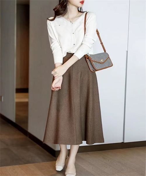 Dream garden（ドリームガーデン）の「パール付ニットプルオーバー  