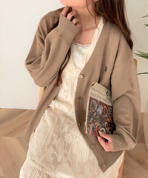 U.S. POLO ASSN.(ユーエスポロアッスン)の「∴WEGO/U.S.POLO ASSN.別注カラーワンポイントカーディガン(カーディガン/ボレロ・レディース・グリーン/ピンク/オフホワイト/ブラック/ロイヤルブルー/杢グレー/ベージュ/オレンジ・FREE)」の18枚目の写真