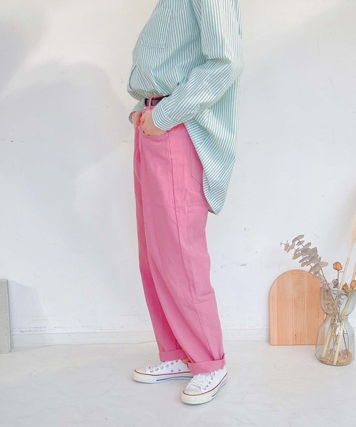 AS KNOW AS plus（アズノゥアズプラス）の「●ベルト付ゆるりカーブパンツ（その他パンツ・レディース・ピンク/インディゴブルー/グリーン/アイボリー/ライトカーキ/チェック/グレイッシュブルー/ブラック系/ブラック/オフホワイト/サックスブルー/グリーン系/ピンク系/ケミカルウォッシュ/ナチュラル/ピーコックグリーン系/ブラック系1/オレンジ/ライトイエロー・FREE）」の16枚目の写真