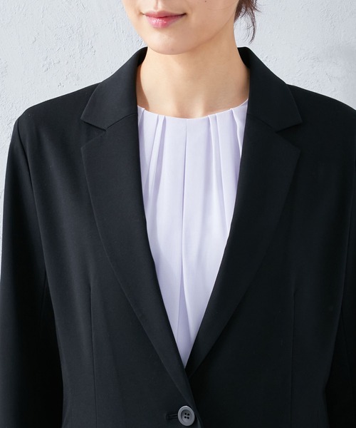 A/C DESIGN BY ALPHA CUBIC（エーシーデザインバイアルファキュービック）の「【ウォッシャブル】アルファブリックライトテーラードジャケット（テーラードジャケット・レディース・ネイビー/ブラック・13号/9号/11号）」の11枚目の写真
