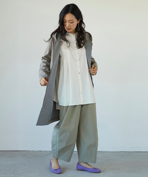 NICOLE white（ニコルホワイト）の「ボリューム袖デニムブラウス（シャツ/ブラウス・レディース・ブラック/ブルー系/オフホワイト・FREE）」の18枚目の写真