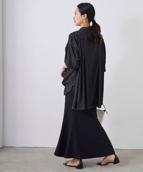 NICOLE white（ニコルホワイト）の「ボリューム袖デニムブラウス（シャツ/ブラウス・レディース・ブラック/ブルー系/オフホワイト・FREE）」の22枚目の写真