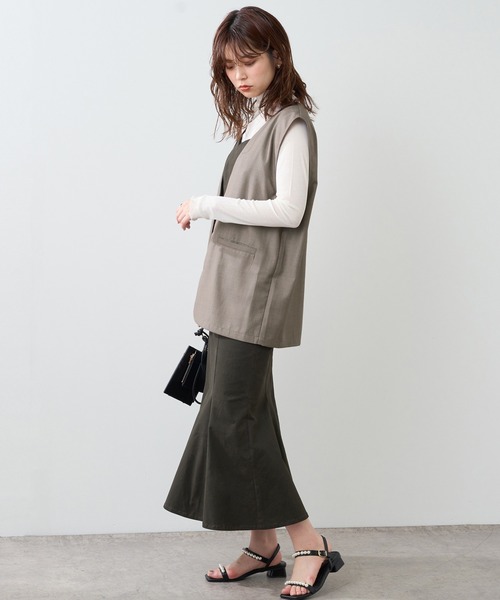 natural couture（ナチュラルクチュール）の「シンプルに着飾る　ちょっと大人なマニッシュベスト（ベスト・レディース・ベージュ/ブラウン/モカ・FREE）」の11枚目の写真