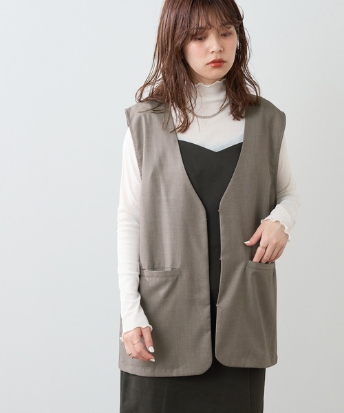 natural couture（ナチュラルクチュール）の「シンプルに着飾る　ちょっと大人なマニッシュベスト（ベスト・レディース・ベージュ/ブラウン/モカ・FREE）」の19枚目の写真