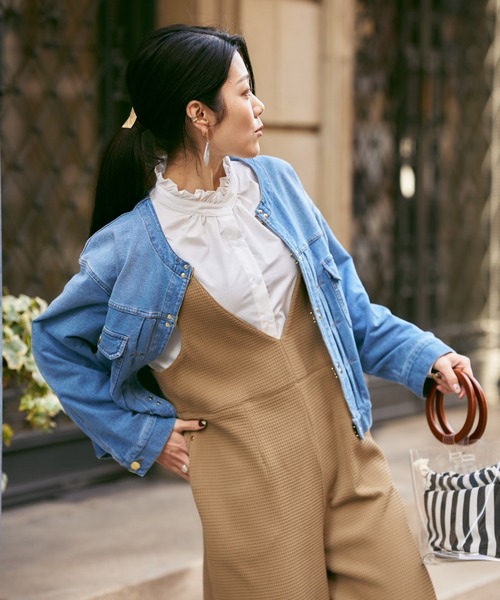 Chez toi(シェトワ)の「フロントデザインゴールドフックノーカラーGジャン(デニムジャケット・レディース・インディゴブルー/ブルー/アイボリー・FREE)」の21枚目の写真