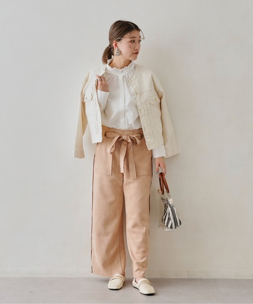 Chez toi(シェトワ)の「フロントデザインゴールドフックノーカラーGジャン(デニムジャケット・レディース・インディゴブルー/ブルー/アイボリー・FREE)」の19枚目の写真