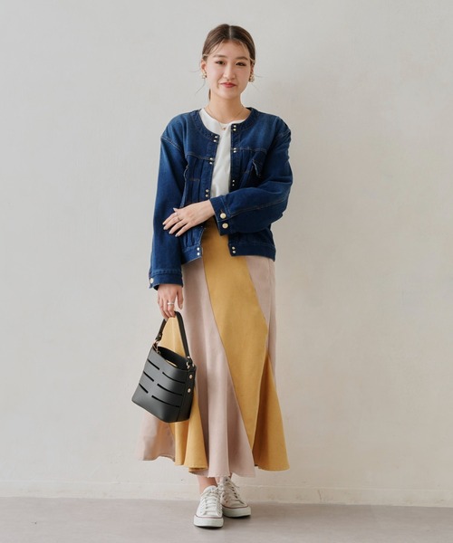 Chez toi(シェトワ)の「フロントデザインゴールドフックノーカラーGジャン(デニムジャケット・レディース・インディゴブルー/ブルー/アイボリー・FREE)」の11枚目の写真
