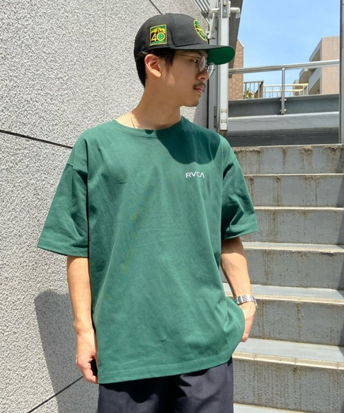 RVCA(ルーカ)の「RVCA/ルーカ オーバーサイズ バックプリントTシャツ/バンダナ柄 ドロップショルダーTシャツ BC041-295(Tシャツ/カットソー・メンズ・ブラック/ホワイト/グリーン・M/L/S)」の21枚目の写真