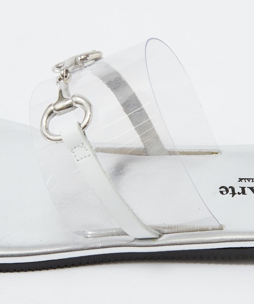 PICHE ABAHOUSE（ピシェ アバハウス）の「●Dellarte/W1959 ビットクリアサンダル（サンダル・レディース・ブラック/ホワイト・36/38/37/39/35）」の7枚目の写真