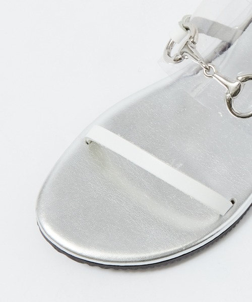 PICHE ABAHOUSE（ピシェ アバハウス）の「●Dellarte/W1959 ビットクリアサンダル（サンダル・レディース・ブラック/ホワイト・36/38/37/39/35）」の6枚目の写真