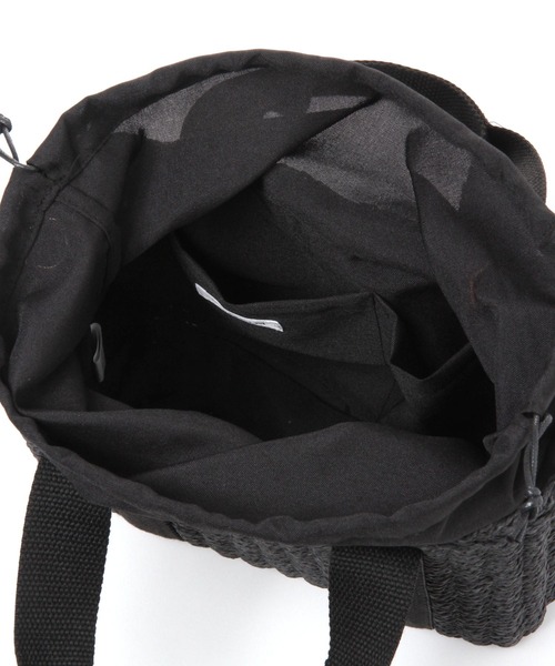 LEPSIM（レプシィム）の「【WEB限定】ペーパーミニTOTE　263007（かごバッグ・レディース・ブラック/ベージュ/グレイッシュベージュ・ONE SIZE）」の9枚目の写真