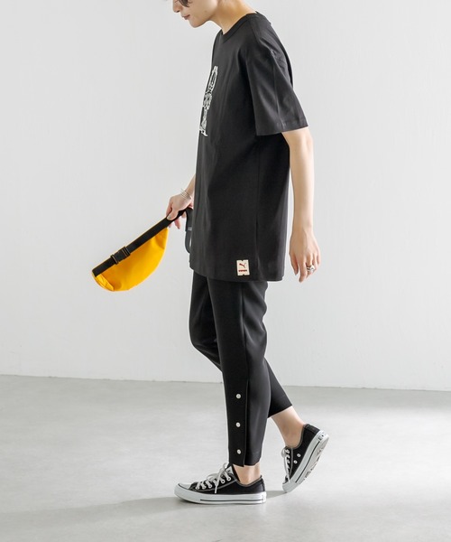 PUMA（プーマ）の「【PUMA×GARFIELD (ガーフィールド)】コラボTシャツ（Tシャツ/カットソー・レディース・ホワイト/ブラック・MEDIUM）」の21枚目の写真