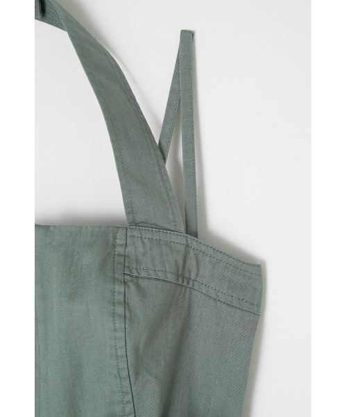 MOUSSY（マウジー）の「HALTER NECK JUMPER スカート（ジャンパースカート・レディース・ライトカーキ/キナリ/ブラック・2/1）」の15枚目の写真