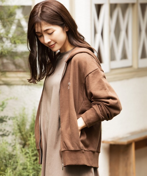 セール ブランド古着 ジップアップパーカー パーカー Jillstuart ジルスチュアート のファッション通販 Zozoused