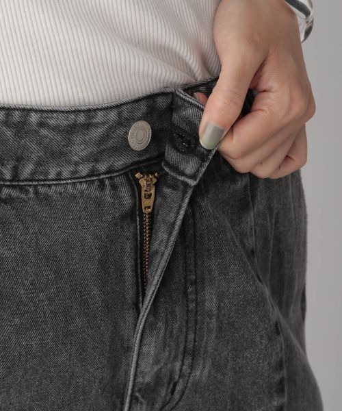 LOWRYS FARM(ローリーズファーム)の「ケミカルフロントスリットデニムパンツ 294281(デニムパンツ・レディース・グレー・SMALL/MEDIUM/LARGE)」の10枚目の写真