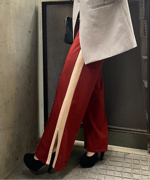 mi via loca(ミヴィアロカ)の「サイドラインセンターシームパンツ(その他パンツ・レディース・ブラック/グリーン/ワインレッド/チャコールグレー/ブラウン・FREE)」の5枚目の写真