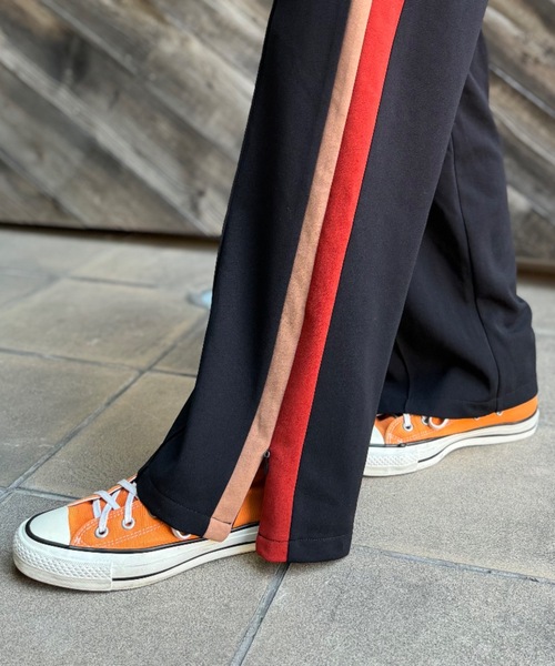 mi via loca(ミヴィアロカ)の「サイドラインセンターシームパンツ(その他パンツ・レディース・ブラック/グリーン/ワインレッド/チャコールグレー/ブラウン・FREE)」の15枚目の写真