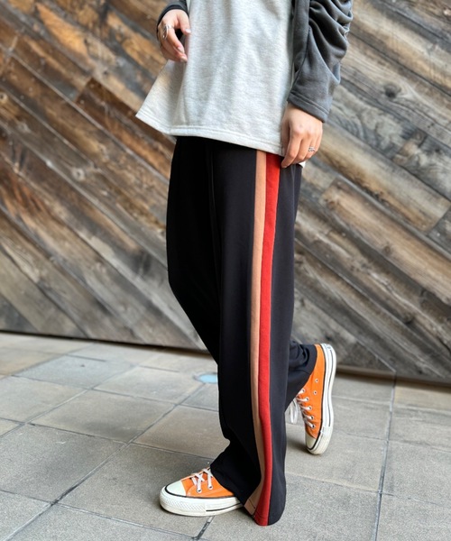 mi via loca(ミヴィアロカ)の「サイドラインセンターシームパンツ(その他パンツ・レディース・ブラック/グリーン/ワインレッド/チャコールグレー/ブラウン・FREE)」の19枚目の写真