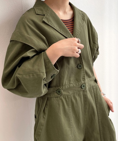 w closet（ダブルクローゼット）の「【2WAY】ボリュームスリーブオールインワン（つなぎ/オールインワン・レディース・カーキ/ベージュ・FREE）」の10枚目の写真