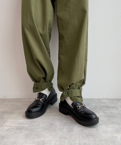 w closet（ダブルクローゼット）の「【2WAY】ボリュームスリーブオールインワン（つなぎ/オールインワン・レディース・カーキ/ベージュ・FREE）」の14枚目の写真