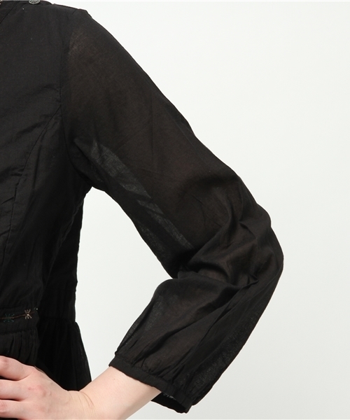 SUNAOKUWAHARA（スナオクワハラ）の「スターライトエンブロイダリー（ワンピース・レディース・ブラック/ベージュ・M size）」の7枚目の写真