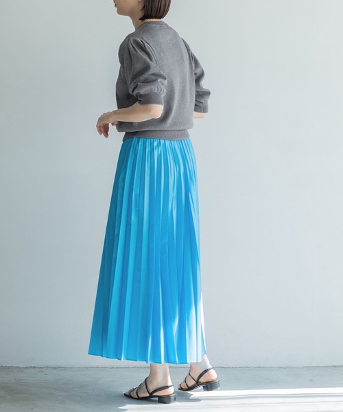 yuw(ユウ)の「タフタプリーツスカート 168195(スカート・レディース・ブラック/グリーン/チャコールグレー/ブルー/ベージュ/ネイビー・FREE)」の9枚目の写真