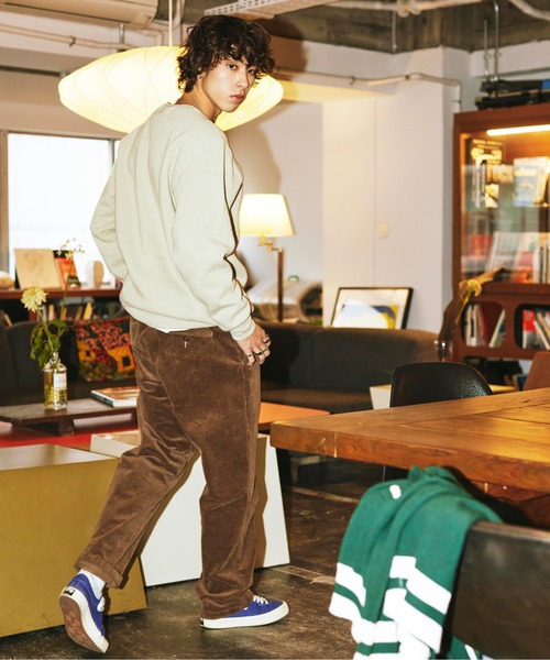 AVIREX（アヴィレックス）の「【RUSSELL ATHLETIC × AVIREX】CREW NECK SWEAT / クルーネック スウェット / ラッセル アスレティック / アヴィレックス（スウェット・メンズ・その他3/その他11/チャコール/ダークグリーン系・2XL/L/M/XL）」の6枚目の写真