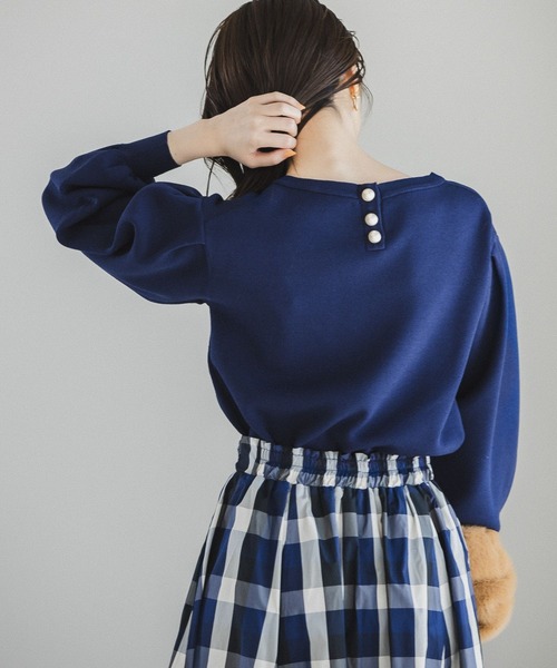 Andemiu（アンデミュウ）の「【WEB限定】パールボートネックニット176412（ニット/セーター・レディース・ブラック/ブラウン/ボルドー/ブルー/グリーン/アイボリー・FREE）」の15枚目の写真