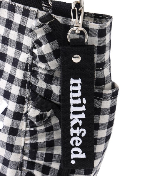 MILKFED.（ミルクフェド）の「CHECKERED RUFFLE MINI BAG（ショルダーバッグ・レディース・ブラック/ベージュ/レッド・ONE SIZE）」の5枚目の写真