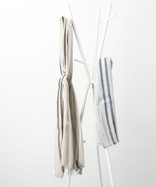 NOLLEY'S goodman(ノーリーズグッドマン)の「リネンコットンラインストール(ストール/ショール・メンズ・ライトグレー/ベージュ・FREE)」の4枚目の写真