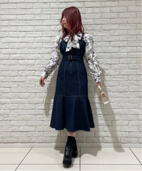 one way（ワンウェイ）の「ラッフルスリーブボウタイ花柄ブラウス