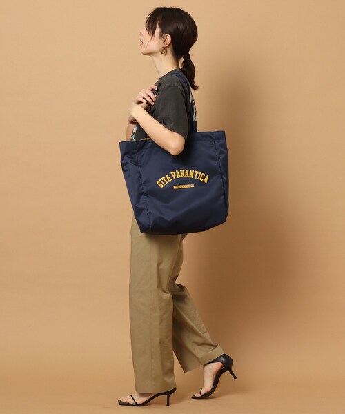 美品✨シータパランティカ ハンドバッグ ミニトートバッグ カーキ ナイロン 予約》SITA PARANTICA/シータパランティカ ナイロントート M