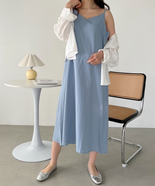 CLEA(クレア)の「コットンVネックロングキャミワンピース(ワンピース・レディース・ブラック/ナチュラル/サックスブルー・FREE)」の15枚目の写真
