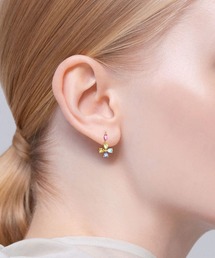 AHKAH（アーカー）の「フォリアージュフラワー ピアス（ピアス（片耳用