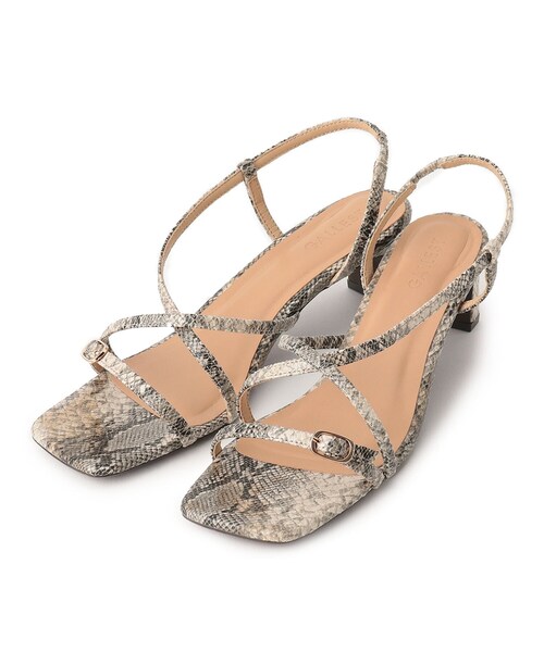 GALLEST(ギャレスト)の「クロスベルトサンダル(サンダル・レディース・ブラック/チャコール/ホワイト・30/35/40/45)」の3枚目の写真