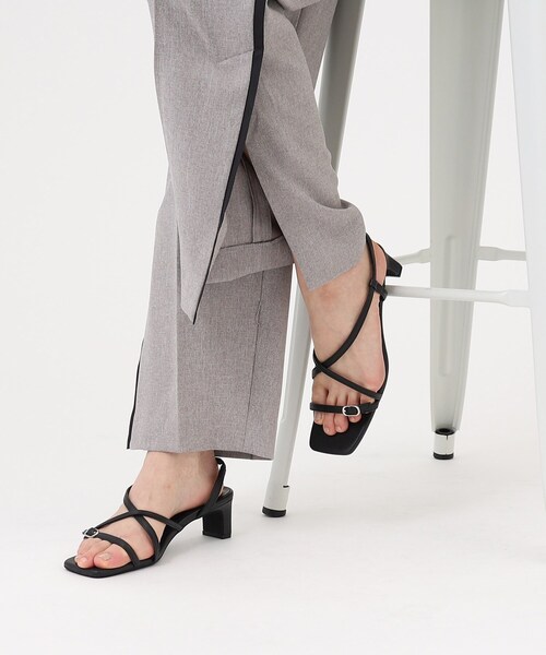 GALLEST(ギャレスト)の「クロスベルトサンダル(サンダル・レディース・ブラック/チャコール/ホワイト・30/35/40/45)」の11枚目の写真