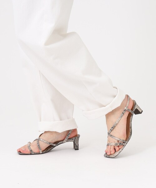 GALLEST(ギャレスト)の「クロスベルトサンダル(サンダル・レディース・ブラック/チャコール/ホワイト・30/35/40/45)」の13枚目の写真