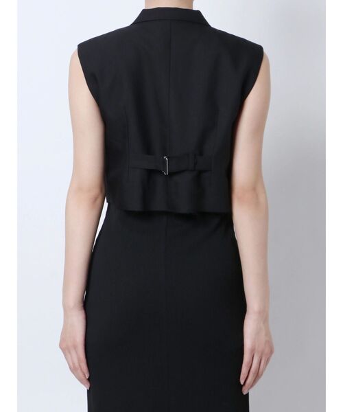 EMODA（エモダ）の「クロップドスーツベスト（ベスト・レディース・ブラック/ベージュ/ネイビー・FREE）」の22枚目の写真