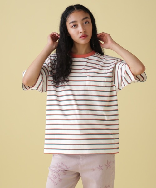 AVIREX（アヴィレックス）の「BACK PRINT BORDER TOPS/ バックプリントボーダートップス（Tシャツ/カットソー・レディース・ベージュ/イエロー/ピンク・FREE）」の4枚目の写真