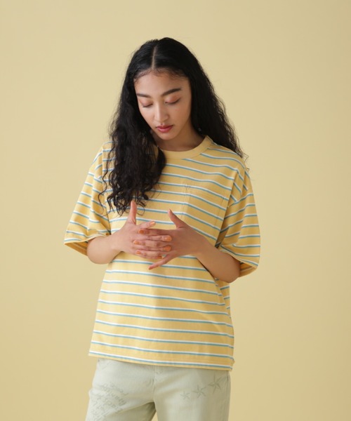 AVIREX（アヴィレックス）の「BACK PRINT BORDER TOPS/ バックプリントボーダートップス（Tシャツ/カットソー・レディース・ベージュ/イエロー/ピンク・FREE）」の16枚目の写真
