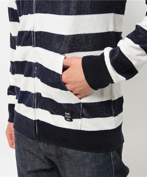 VENCEEXCHANGE（ヴァンスエクスチェンジ）の「パイルボーダーZIPパーカー（パーカー・メンズ・ネイビー・LARGE/MEDIUM）」の2枚目の写真